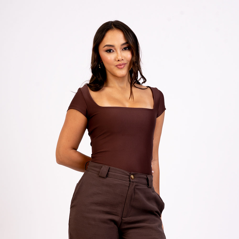 Blusa manga corta escote cuadrado