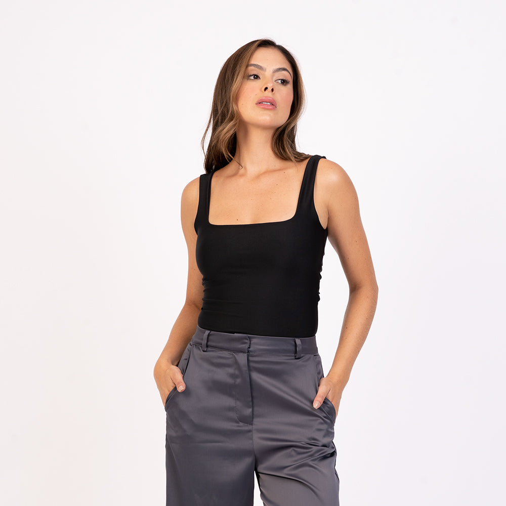 Blusa tirante gruesos escote cuadrado