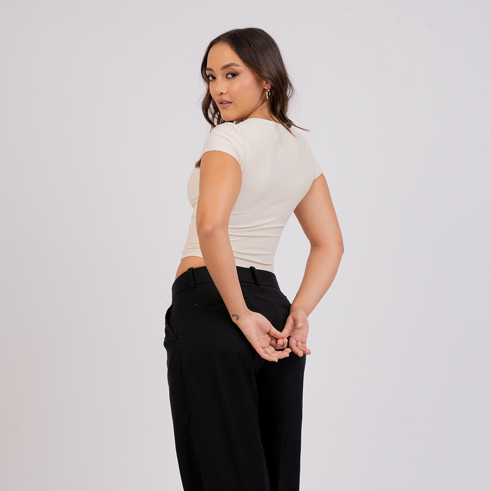 Crop top manga corta