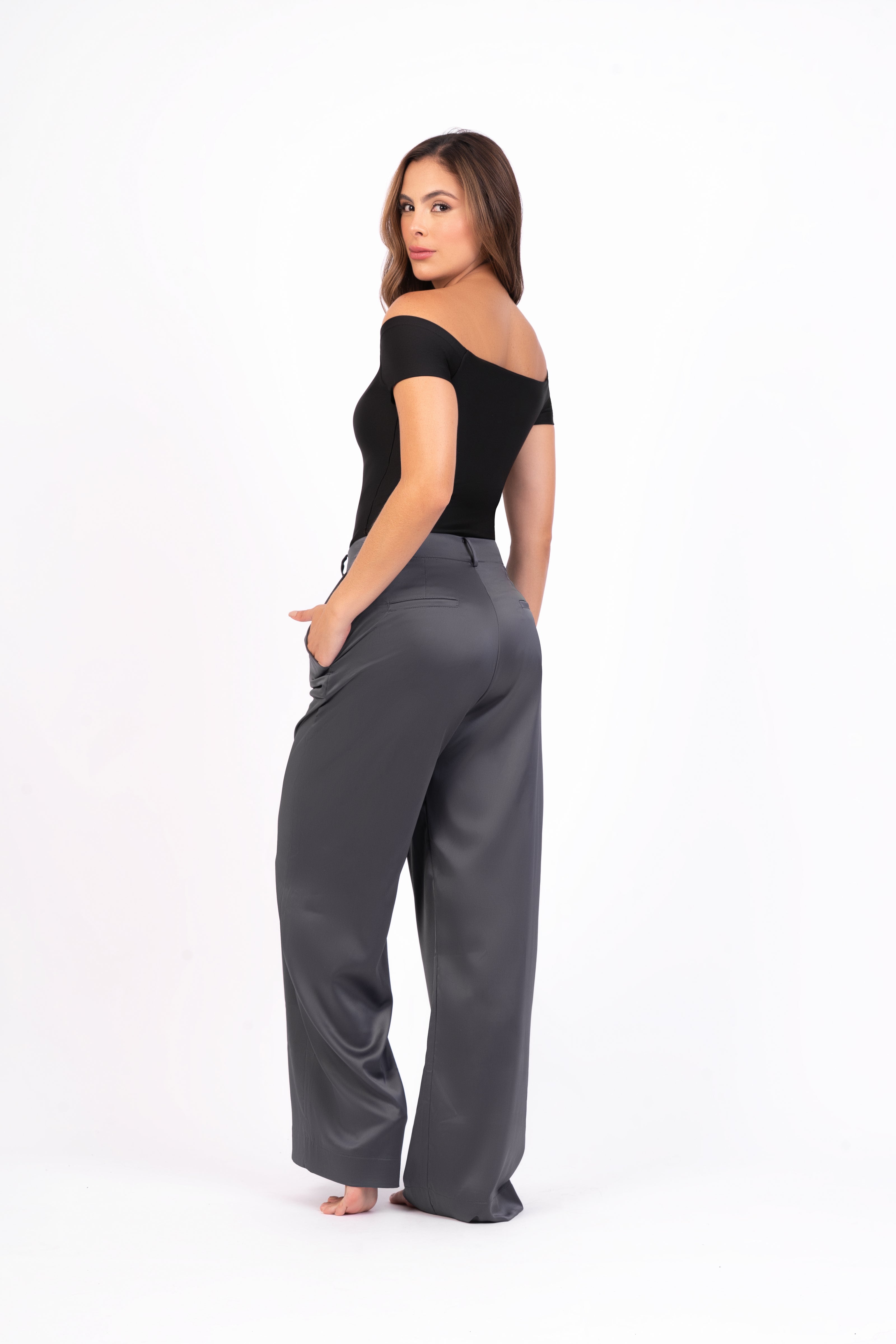 Blusa manga corta estilo off shoulder