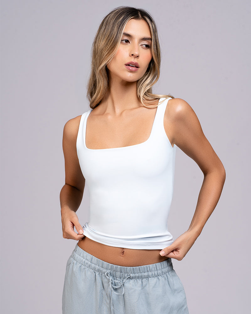 Blusa tirante gruesos escote cuadrado