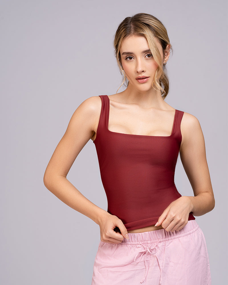 Blusa tirante gruesos escote cuadrado