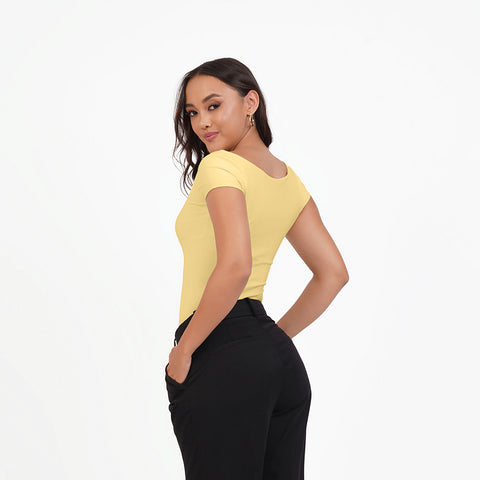 Blusa manga corta escote cuadrado