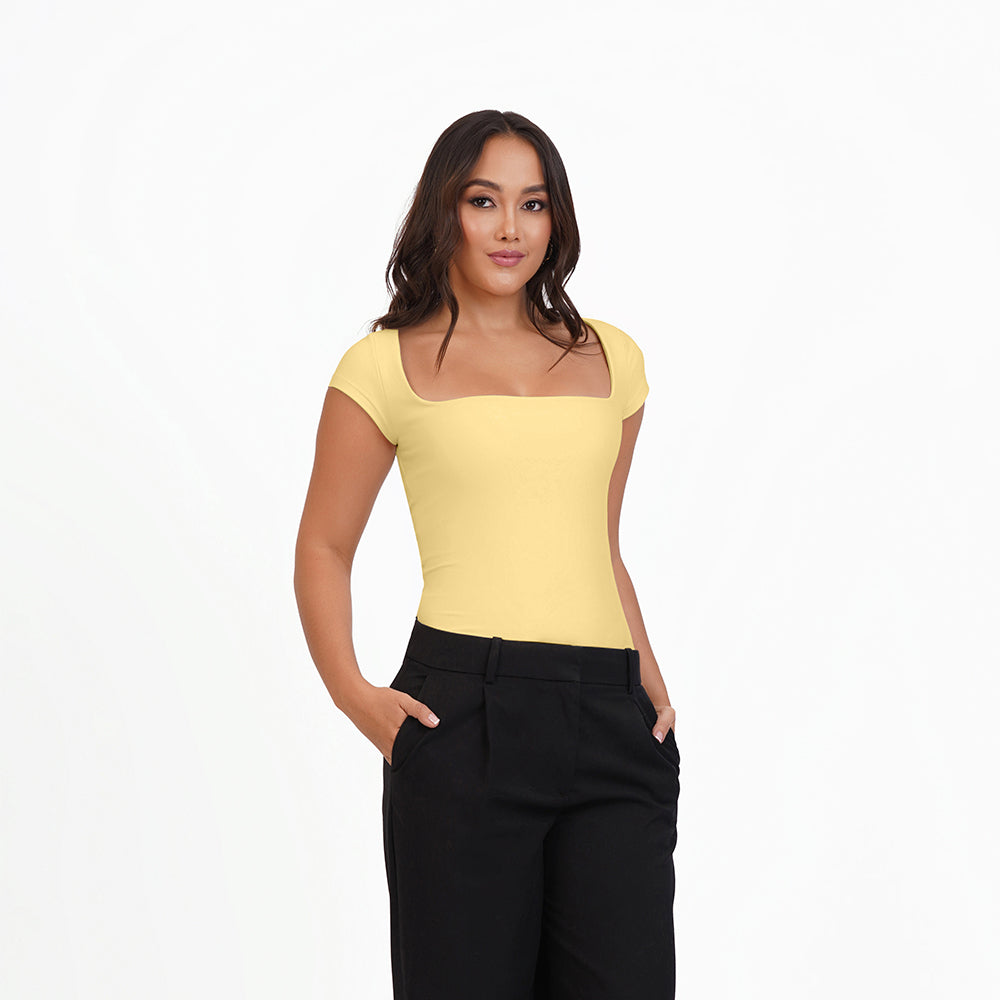 Blusa manga corta escote cuadrado