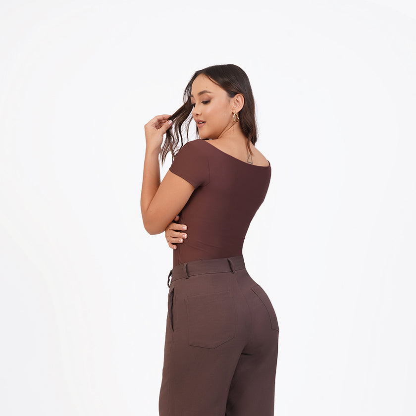 Blusa manga corta escote cuadrado