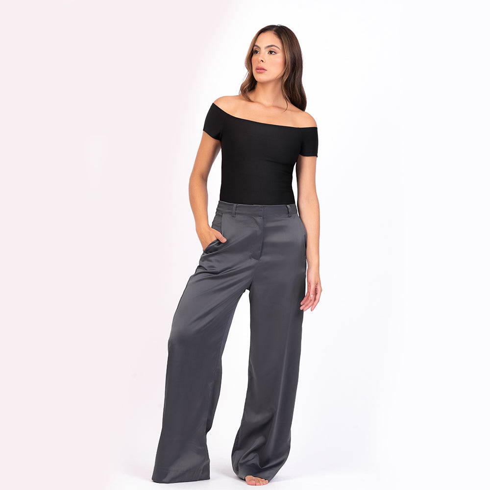 Blusa manga corta estilo off shoulder